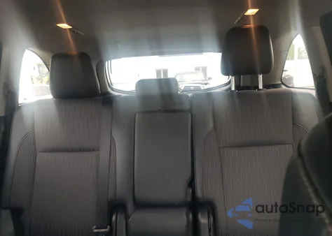 2018 Toyota Highlander Le from USA, damaged, VIN 5TDBZRFH7JS852053